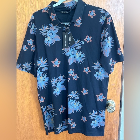 Travis Mathew Golf Polo Shirt Secluded IslandHawaiian Floral pattern $99.99NWT